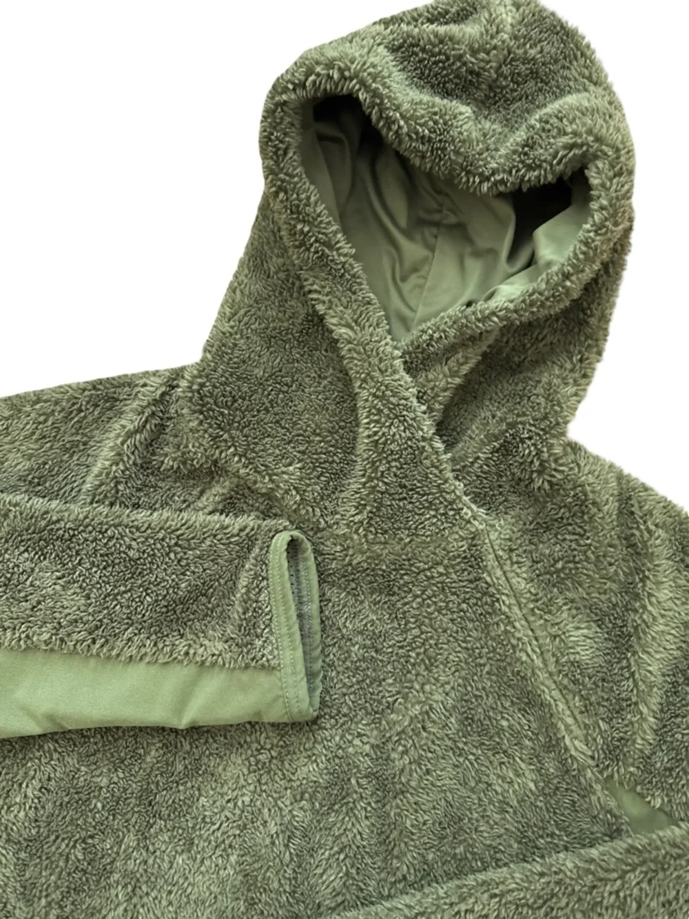 Nike Women’s Green Fuzzy‎ Pullover Hoodie Size Small Cozy Soft Nike Swoosh
